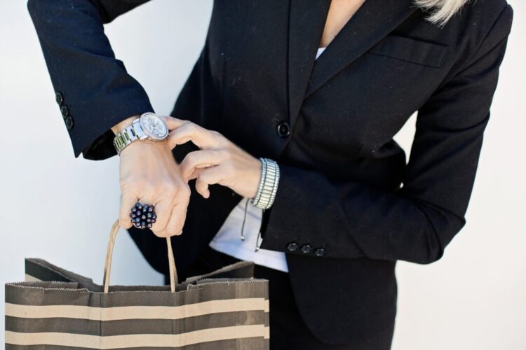 Best luxury watches you should buy this Black Friday at Watch Shop