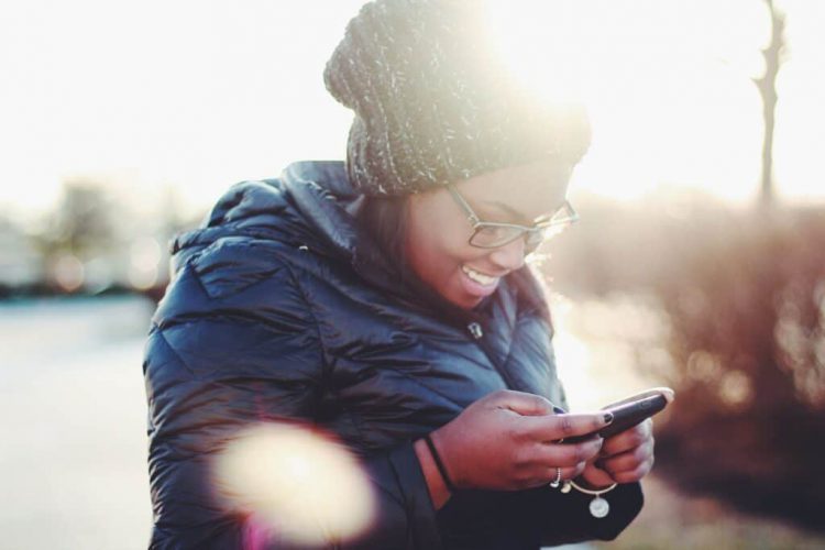 Does your phone give you headaches? – Three will make your life better