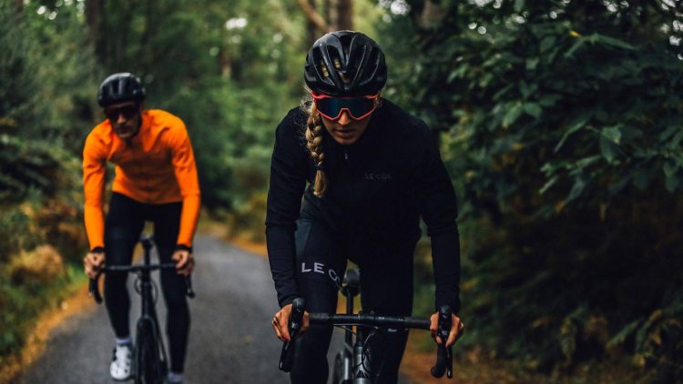 Women And Men Cycling jackets Available At ”LeCol”