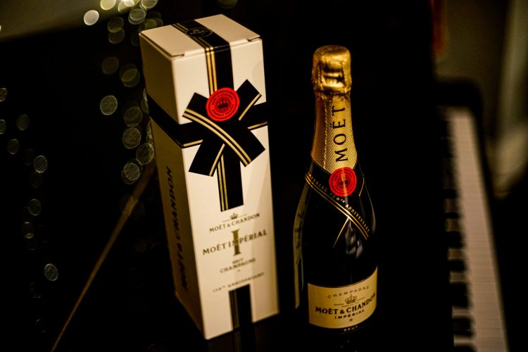 Moet & chandon imperial rose black, Grand Vintage 2013 & Brut imperial NV 150TH Anniversary Box at