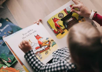 Enjoy reading interesting and beautiful collections of children’s books at