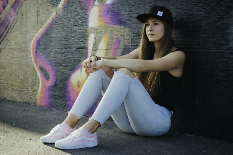 DV8 fashion has all categories of fashion from caps to shoes i.e from head to toe get dressed up using their best quality products