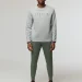 A long sweatshirt, good boots, and stretchy jeans are my fall fashion must-haves –
