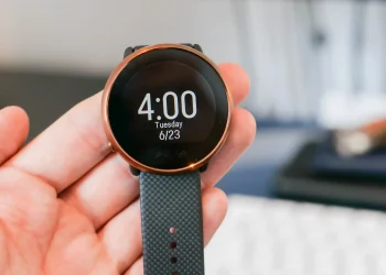 Be smart with a smartwatch –