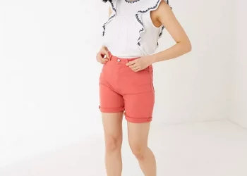 Denim shorts are better suited for the spring and summer months –
