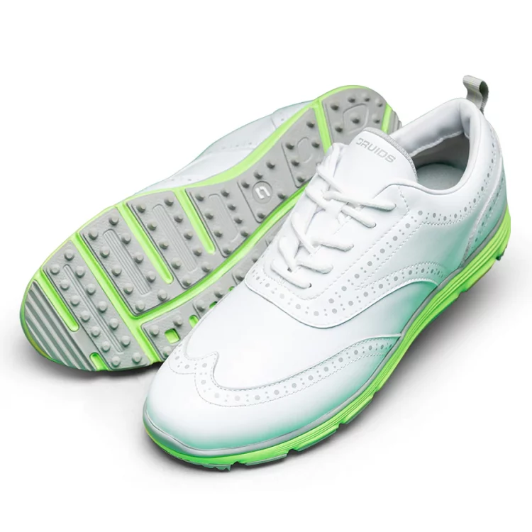 Leather shoes are breathable, heat-insulating, stretchy, tearproof and abrasion resistant