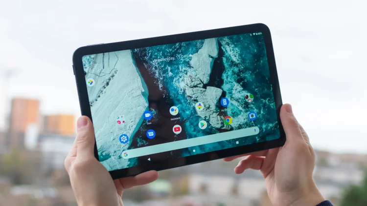 Tablet make excellent portable entertainment systems –