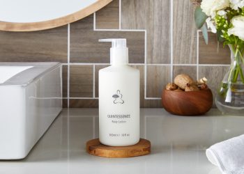 Moisturizing everyday can reduce the chance of developing extreme dryness or oiliness –