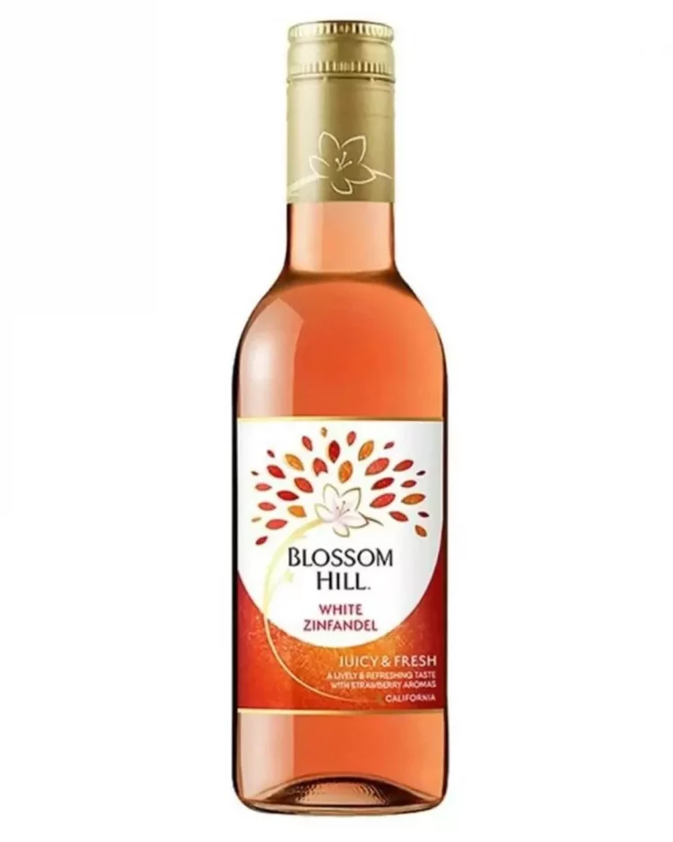 Blossom Hill Rosé is fresh and juicy. Bursting with luscious fresh stawberry flavours with hints of watermelon, delivering a deliciously fresh cherry finish