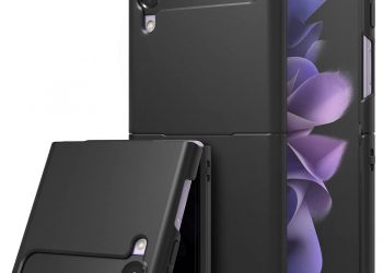 Galaxy Z Flip 3 has a new high refresh rate display with a larger screen and a more sturdy build