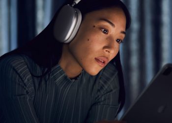 AirPods Max combine high-fidelity audio with industry-leading Active Noise Cancellation to deliver an unparalleled listening experience