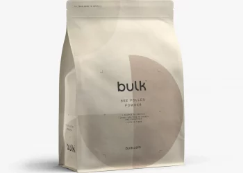 Bee pollen is a mixture of flower pollen, nectar, enzymes, honey, wax and bee secretions