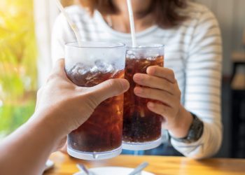 Diet coke can offer a calorie-free beverage that can help with weight control