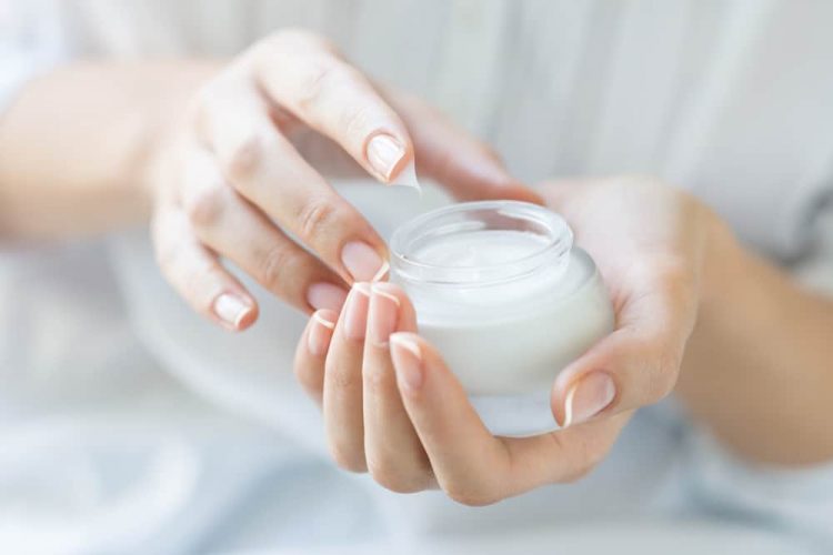 Lotions maintain skin’s hydration levels by locking in the moisture, keeping the skin healthy, soft, and supple