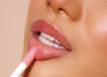 Lip oils nourish, soften, and prevent your lips from drying out and cracking in addition to giving them a gorgeous glossy sheen