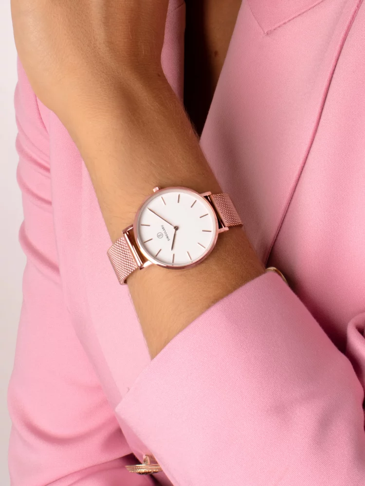 Rose gold is indeed valuable since it’s one of the most recognisable kinds of gold around