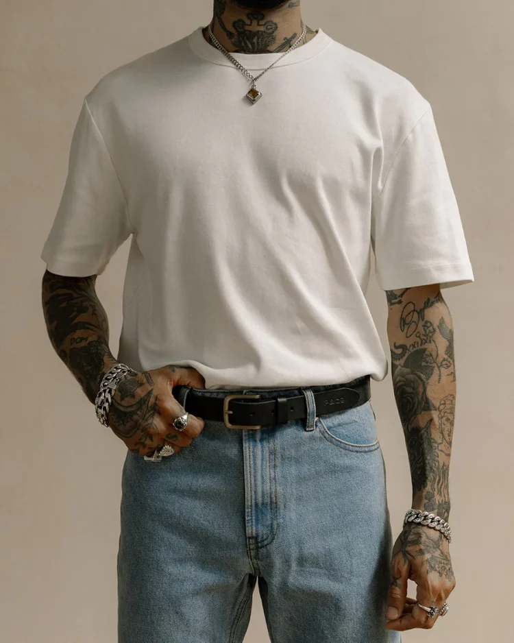 Heavyweight cotton shirts are an absolute necessity for those of us who spend our days doing physically hard work
