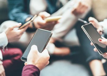 When it comes to keeping us hooked on using our smartphones, they are clearly smarter than us