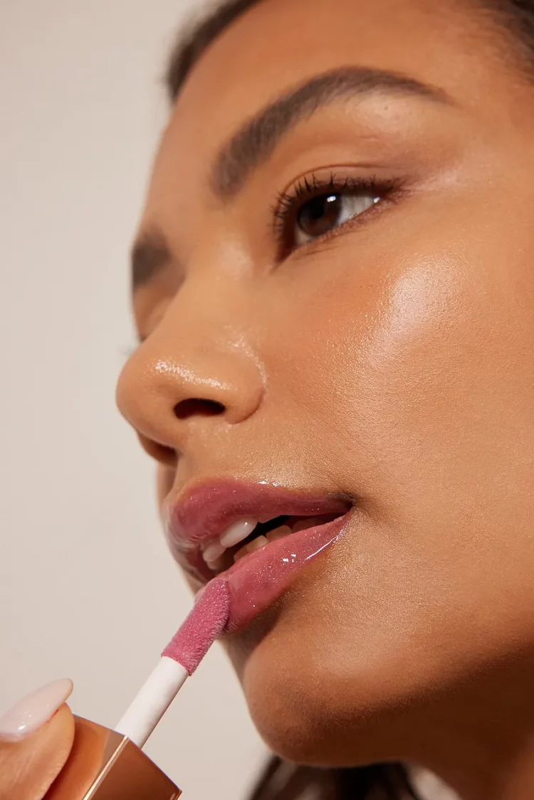 Shimmer lipstick is a kind of lipstick that creates a shimmery finish on the lips when it is applied