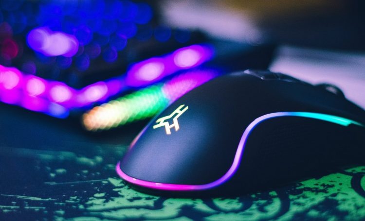 Why are wired mouses better?
