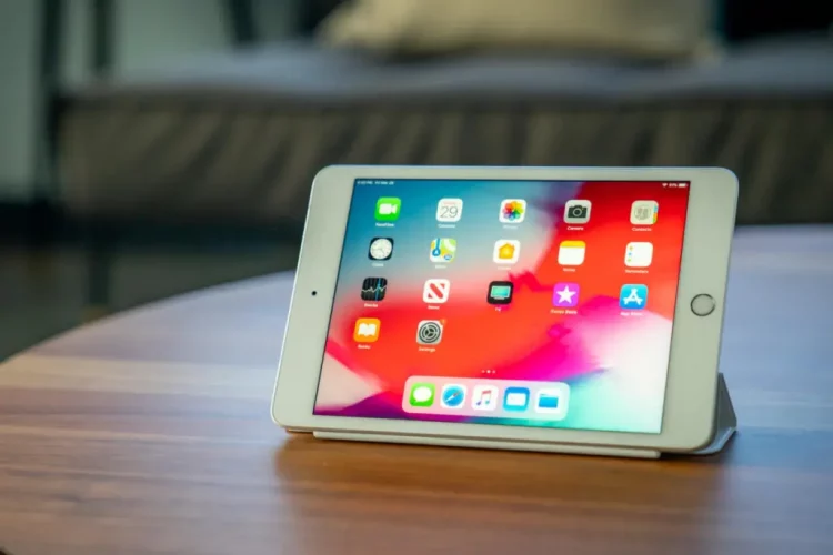 What are the features of iPad Mini 5?