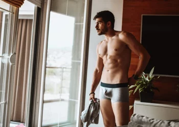 Why do men choose to wear boxers?