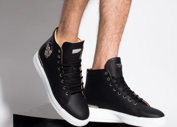 Top 6 Reasons Why Sneakers Are Awesome to Own
