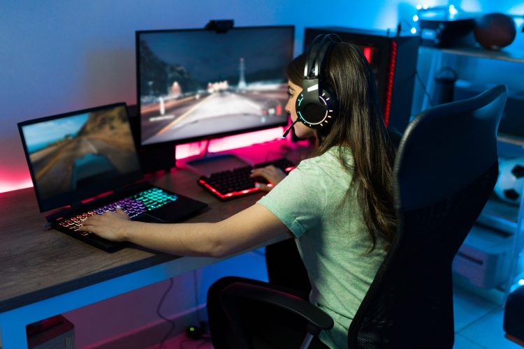 What are the Advantages of gaming laptops?