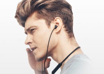 What’s the deal with plugging in a C type headphone?