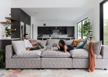 4 Things to Know Before Buying Your Leather Sofa