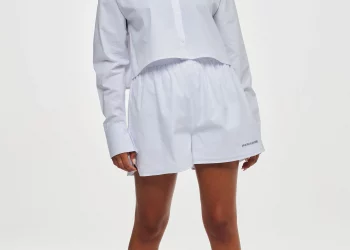 Why do people wear cropped shirts?