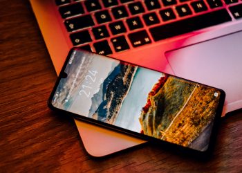 Mobile Phone Deals – Contract & Pay As You Go – Three