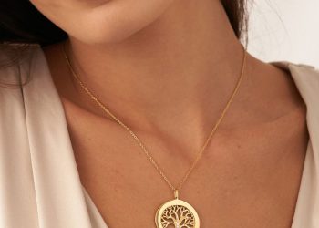 How to Buy the Best Silver Jewelry: 5 Things You Need to Know