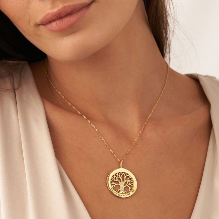 How to Buy the Best Silver Jewelry: 5 Things You Need to Know