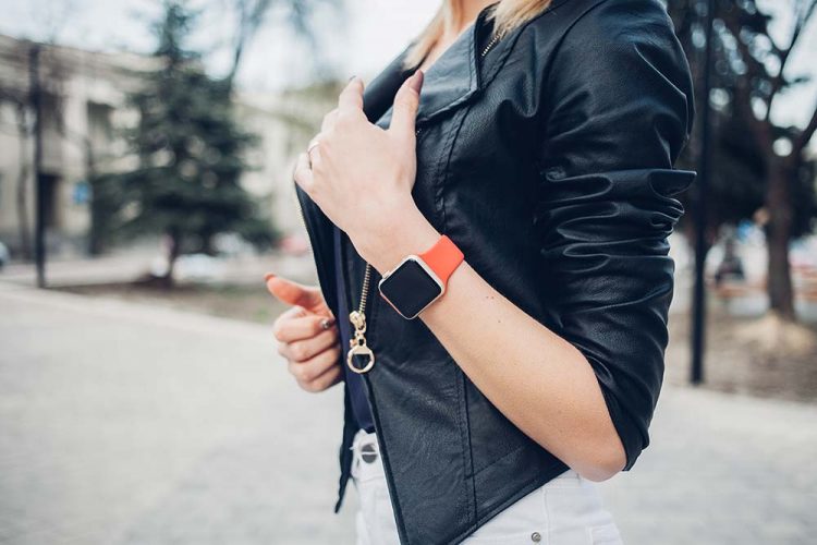 Top 5 Fashion Smart Watches to Compliment Your Look