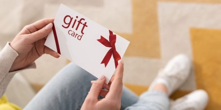Wie wähle ich eine Geschenkkarte aus?