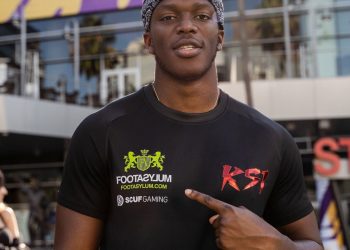 What are the benefits of wearing t-shirts?