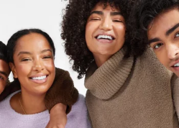 Are knit pants good for summer?