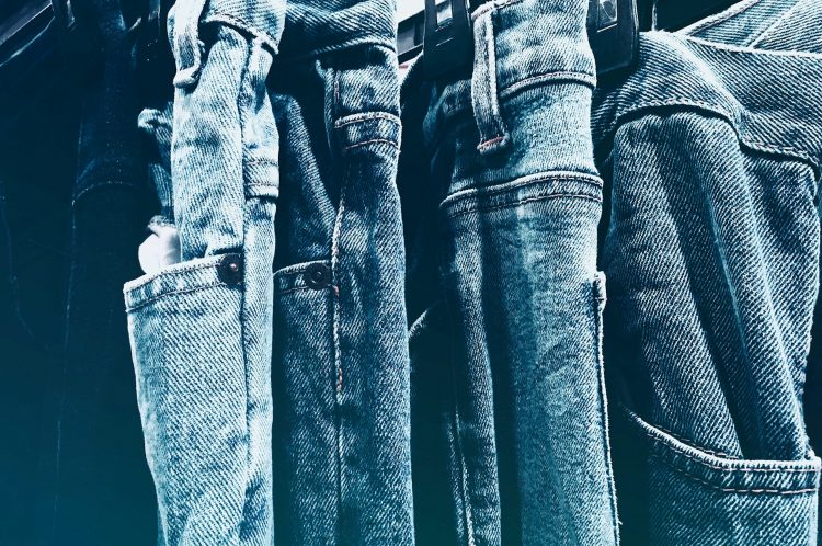 Best jeans trends to wear right now