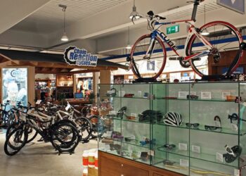 Why are cycling gloves important?