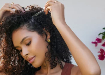 5 produits capillaires essentiels pour les femmes
