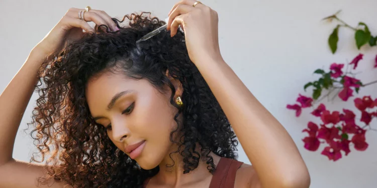 5 produits capillaires essentiels pour les femmes