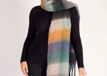 Designer Wraps & Scarf Collection – Chesca