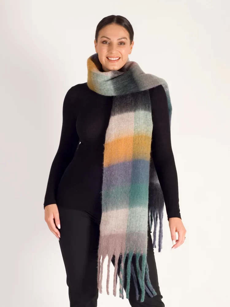 Designer Wraps & Scarf Collection – Chesca