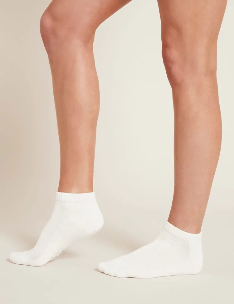 Is it good to wear socks all the time?