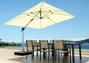 Various items are on sale at Jarder Garden.