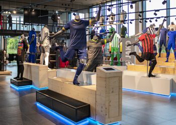 Alle Altersgruppen können von den Vorteilen einer JAKO-Sportjacke profitieren.