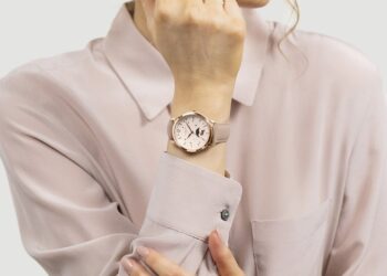 Shop for stunning wristwatches in Watch Shop’s wide selection.