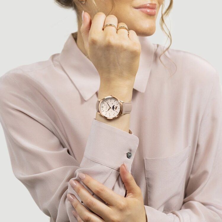 Shop for stunning wristwatches in Watch Shop’s wide selection.