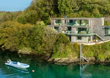 Win an outstanding waterfront house in Cornwall – Omaze